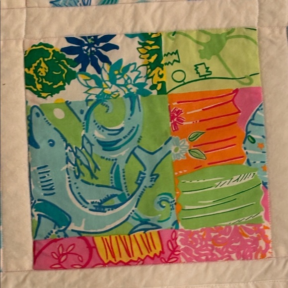 Lilly Pulitzer Fabric Hand Made Baby Quilt Or Wall Hanging - Picture 5 of 8